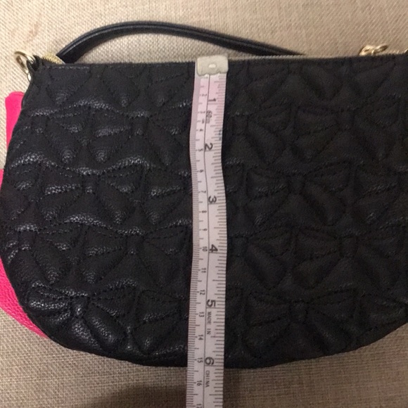 Betsey Johnson crossbody Purse - Picture 4 of 6